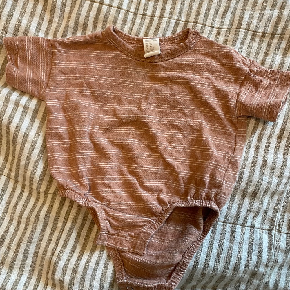 H&M 6 month neutral bubble onesie